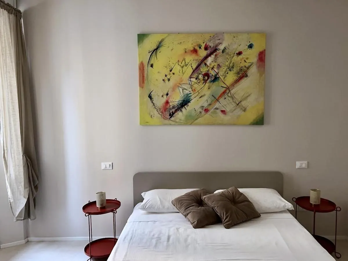San Martino Suite - Pavia City - By Host4U Italy